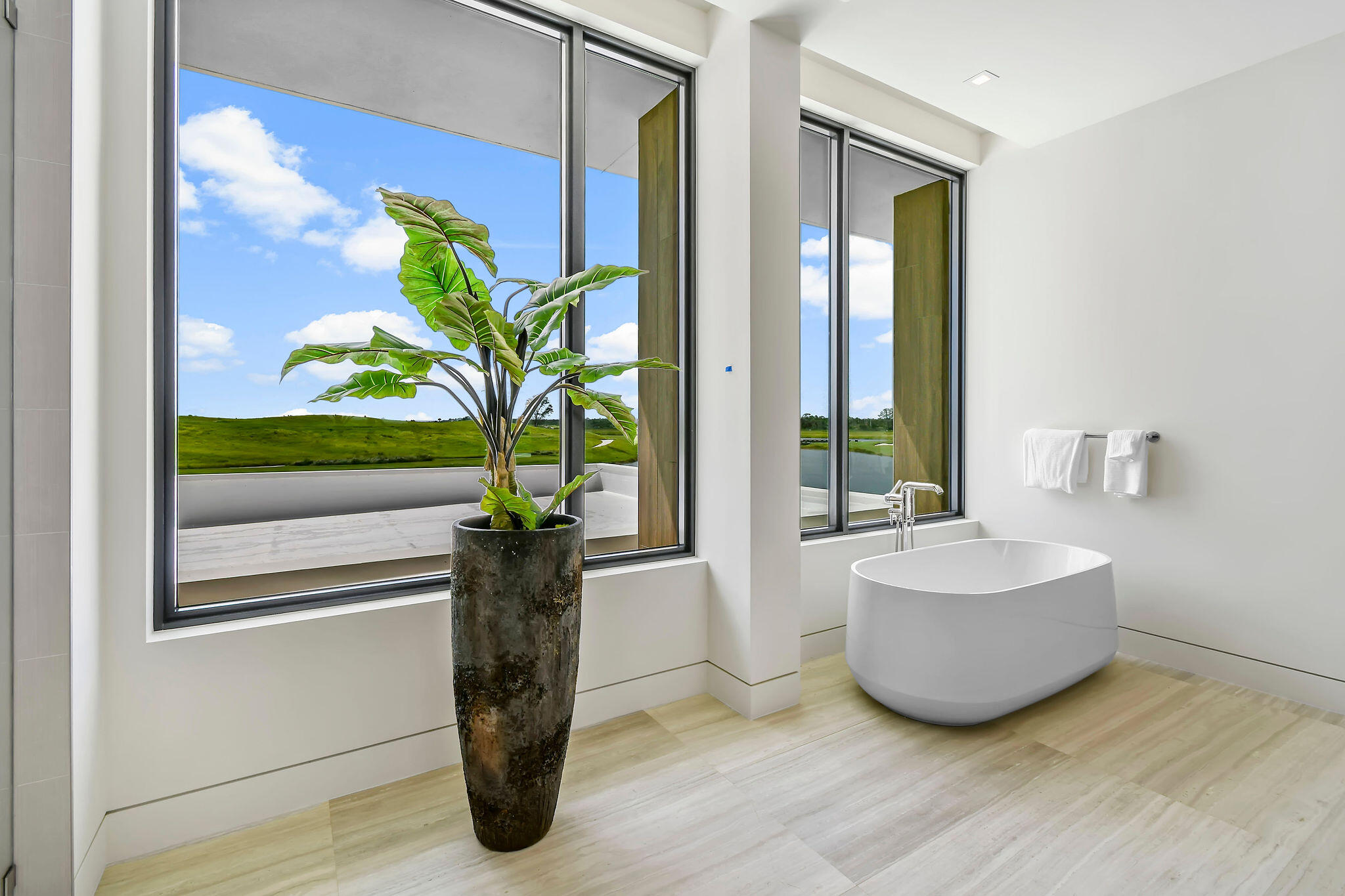 PANTHER NATIONAL AT AVENIR POD - Residential