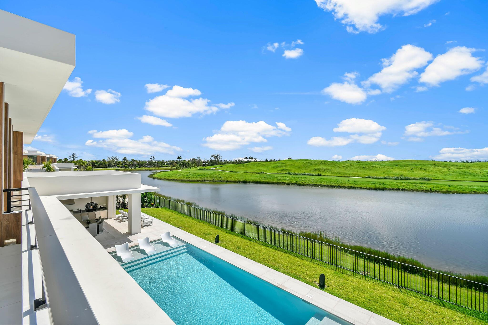 PANTHER NATIONAL AT AVENI - Residential