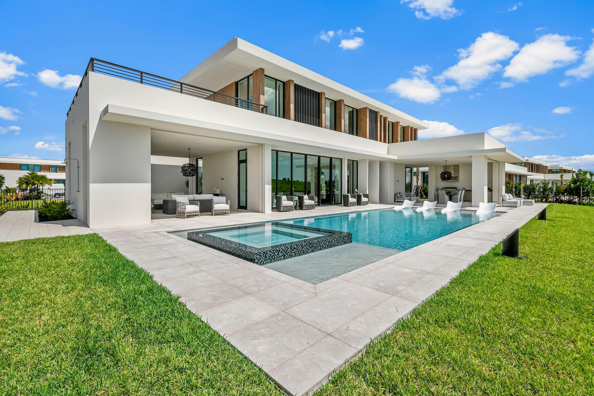 PANTHER NATIONAL AT AVENI - Residential