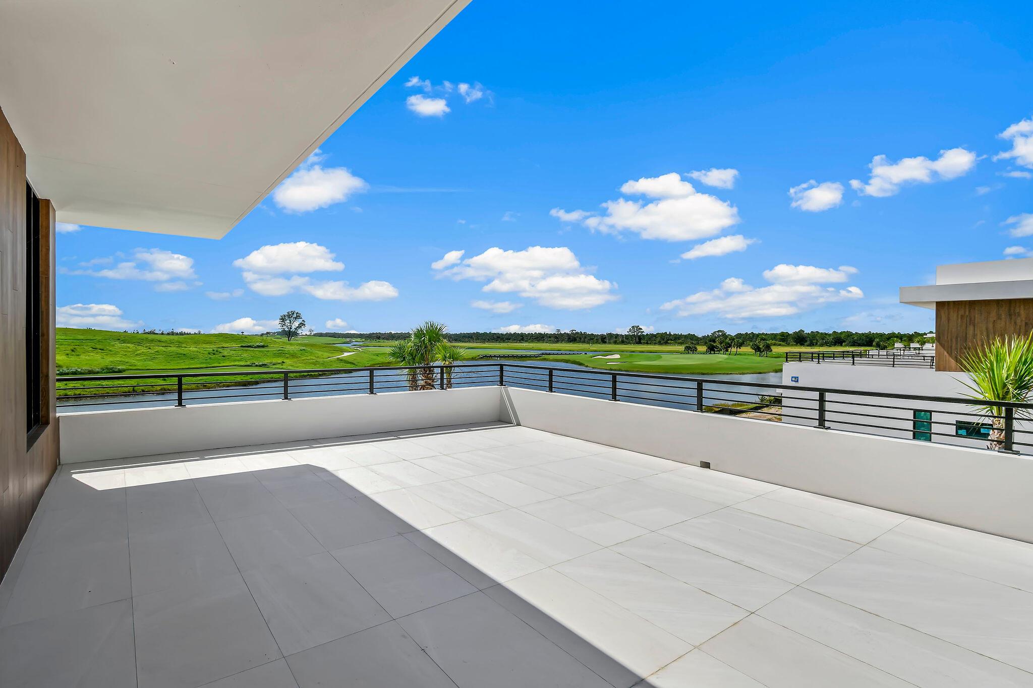 PANTHER NATIONAL AT AVENI - Residential