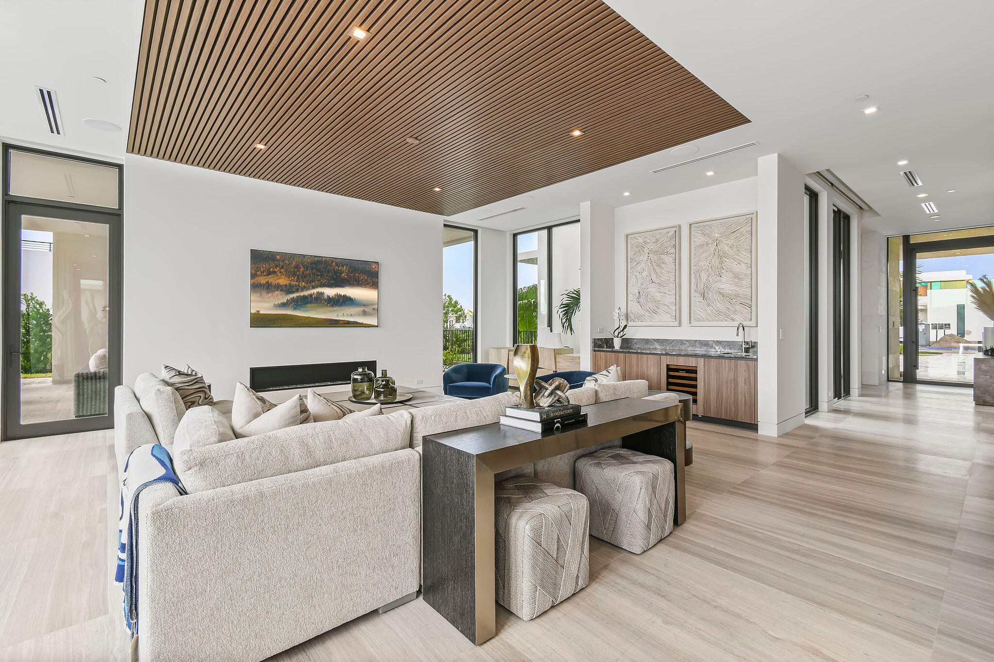 PANTHER NATIONAL AT AVENIR POD - Residential