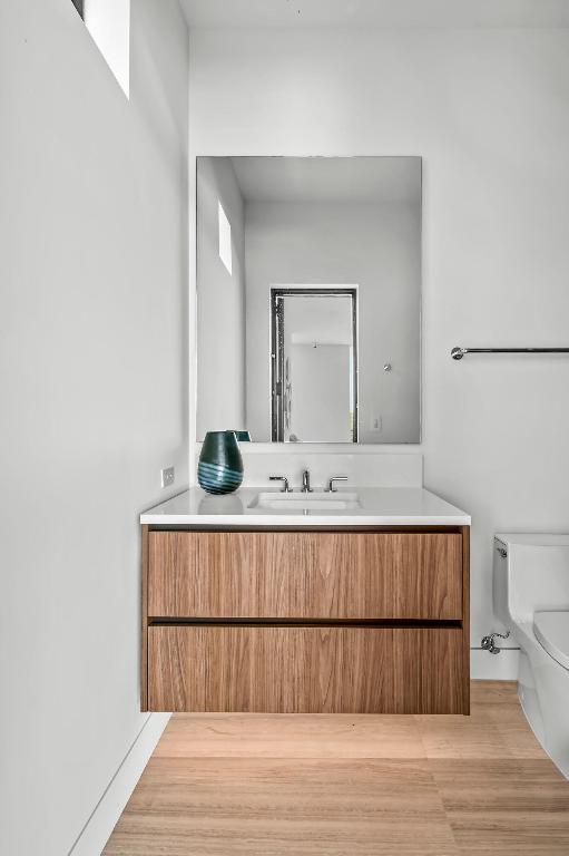 PANTHER NATIONAL AT AVENIR POD - Residential