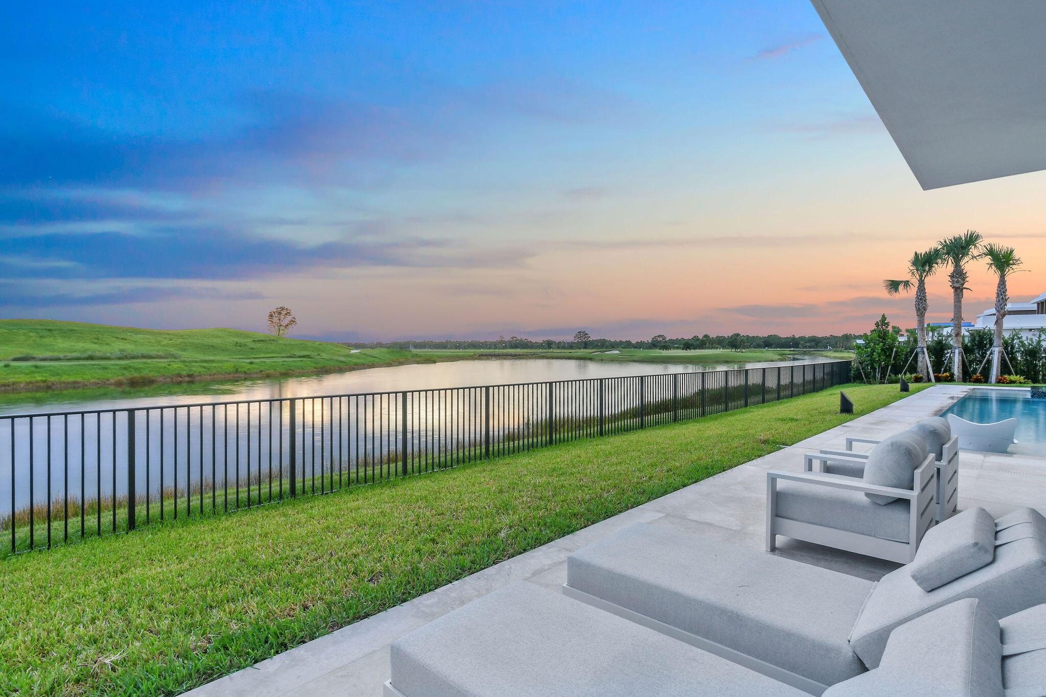 PANTHER NATIONAL AT AVENI - Residential