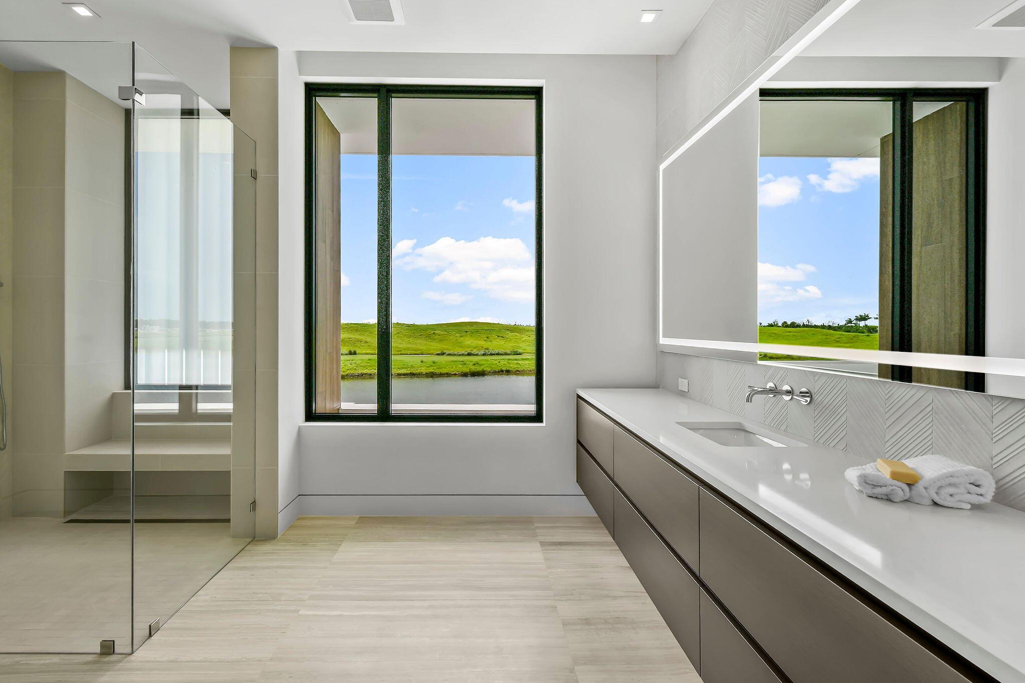 PANTHER NATIONAL AT AVENI - Residential