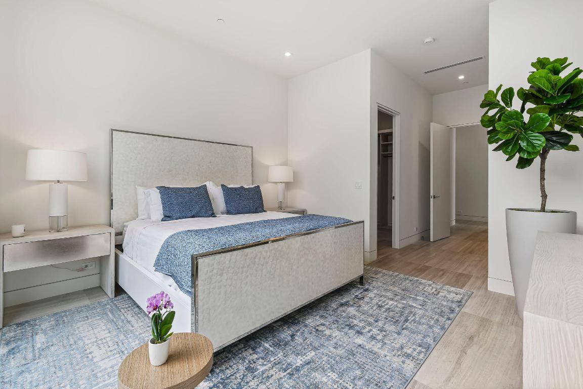 PANTHER NATIONAL AT AVENIR POD - Residential