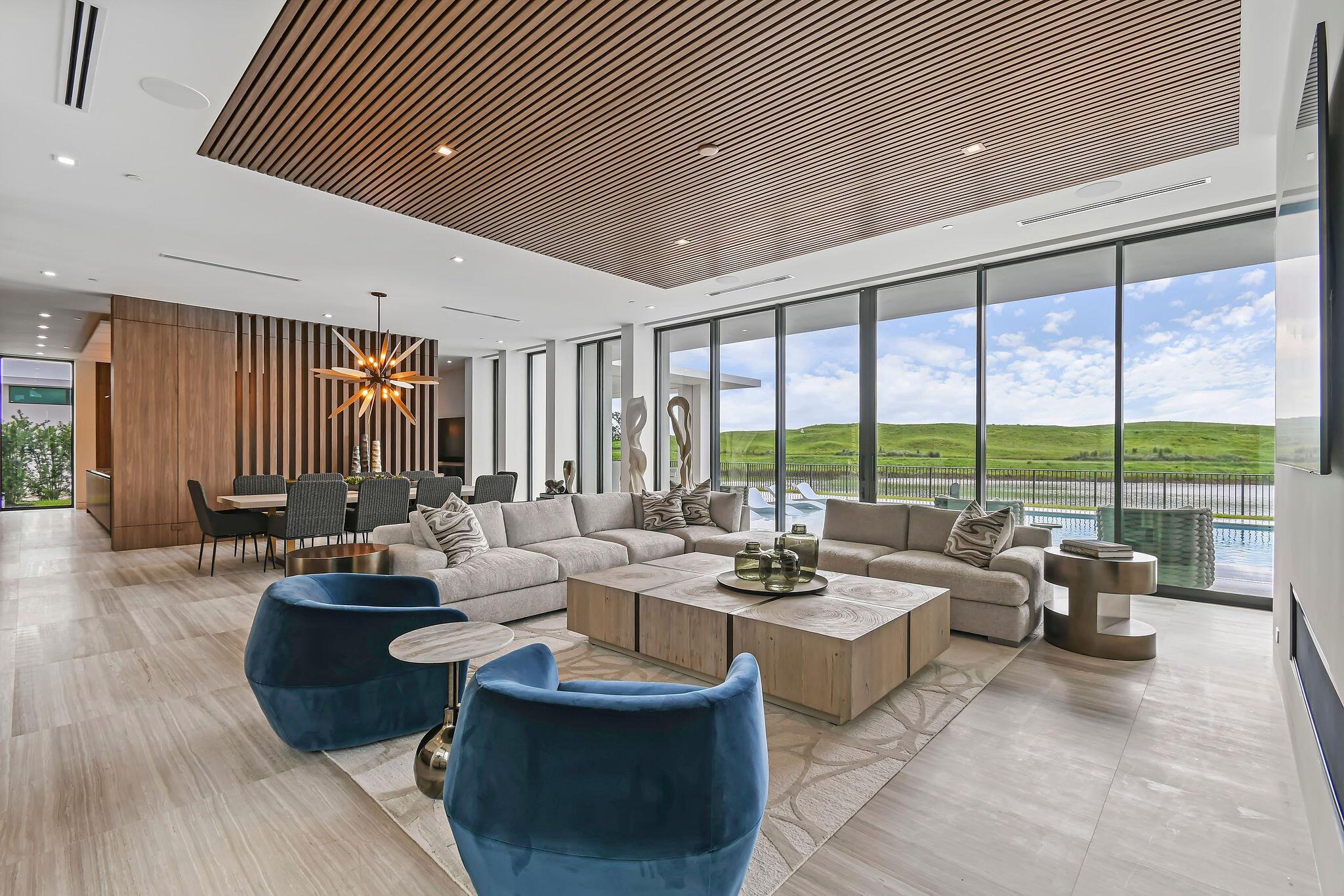 PANTHER NATIONAL AT AVENI - Residential