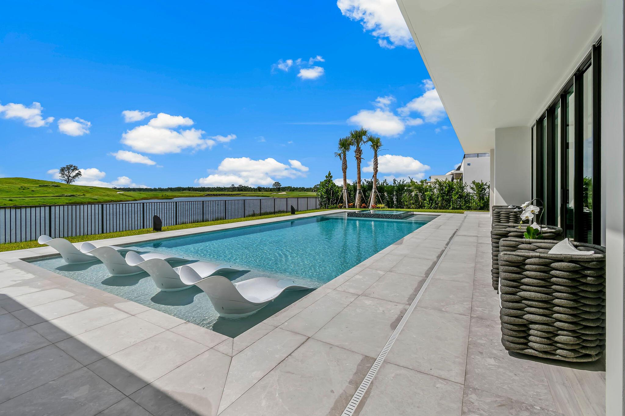 PANTHER NATIONAL AT AVENI - Residential