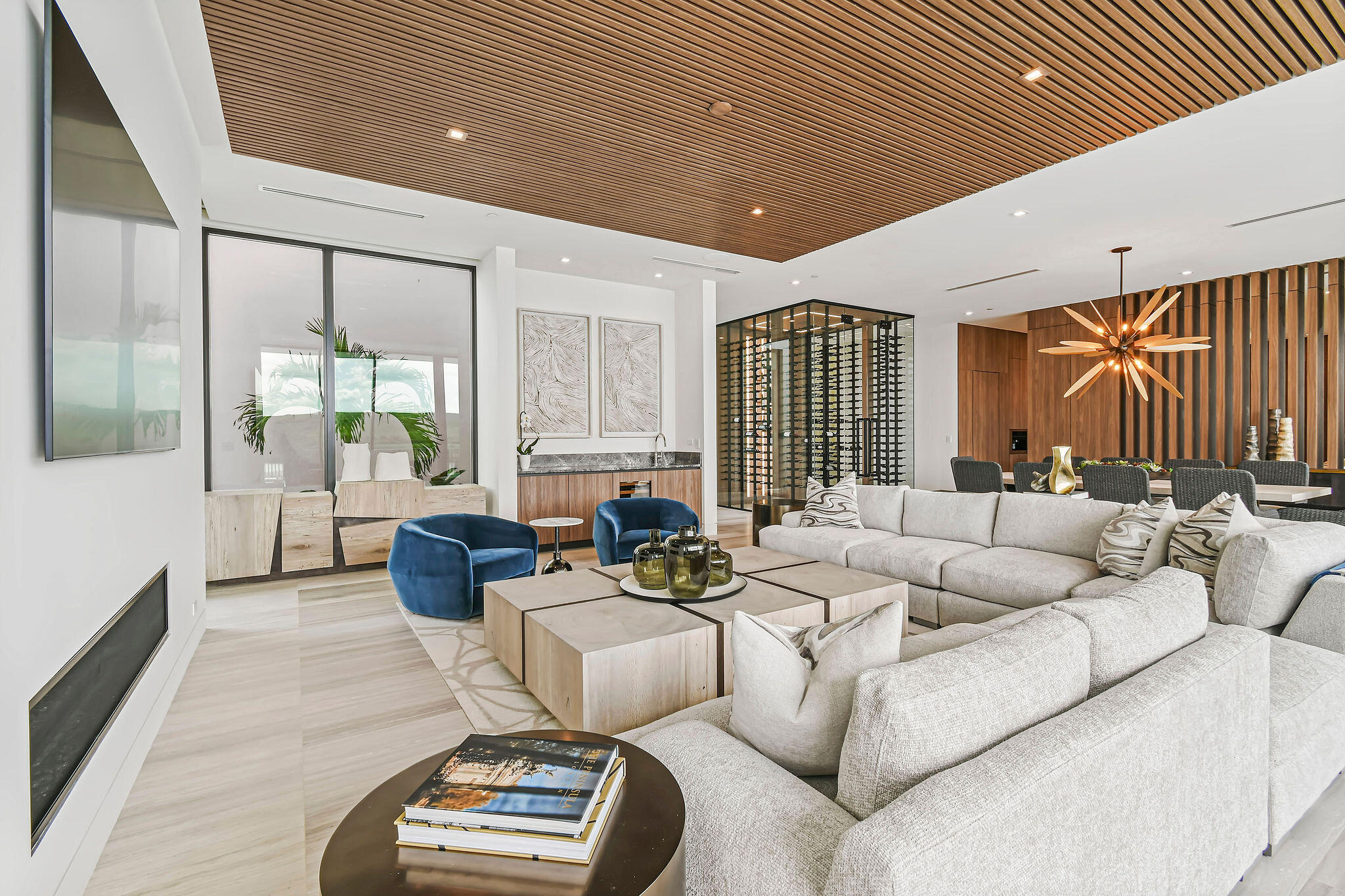 PANTHER NATIONAL AT AVENIR POD - Residential