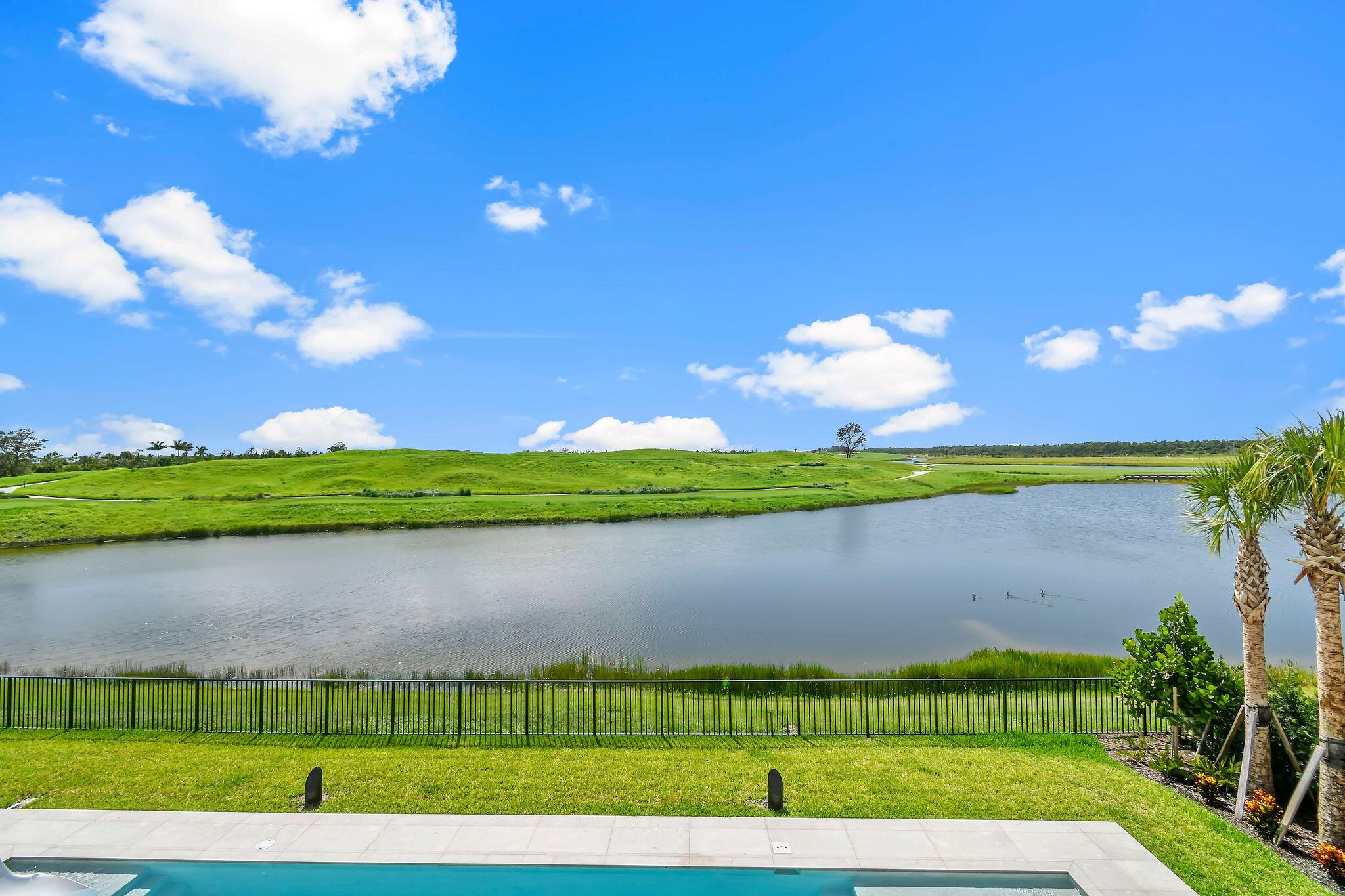 PANTHER NATIONAL AT AVENI - Residential