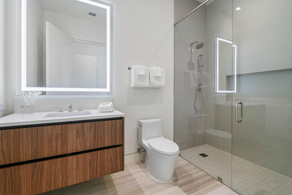 PANTHER NATIONAL AT AVENIR POD - Residential