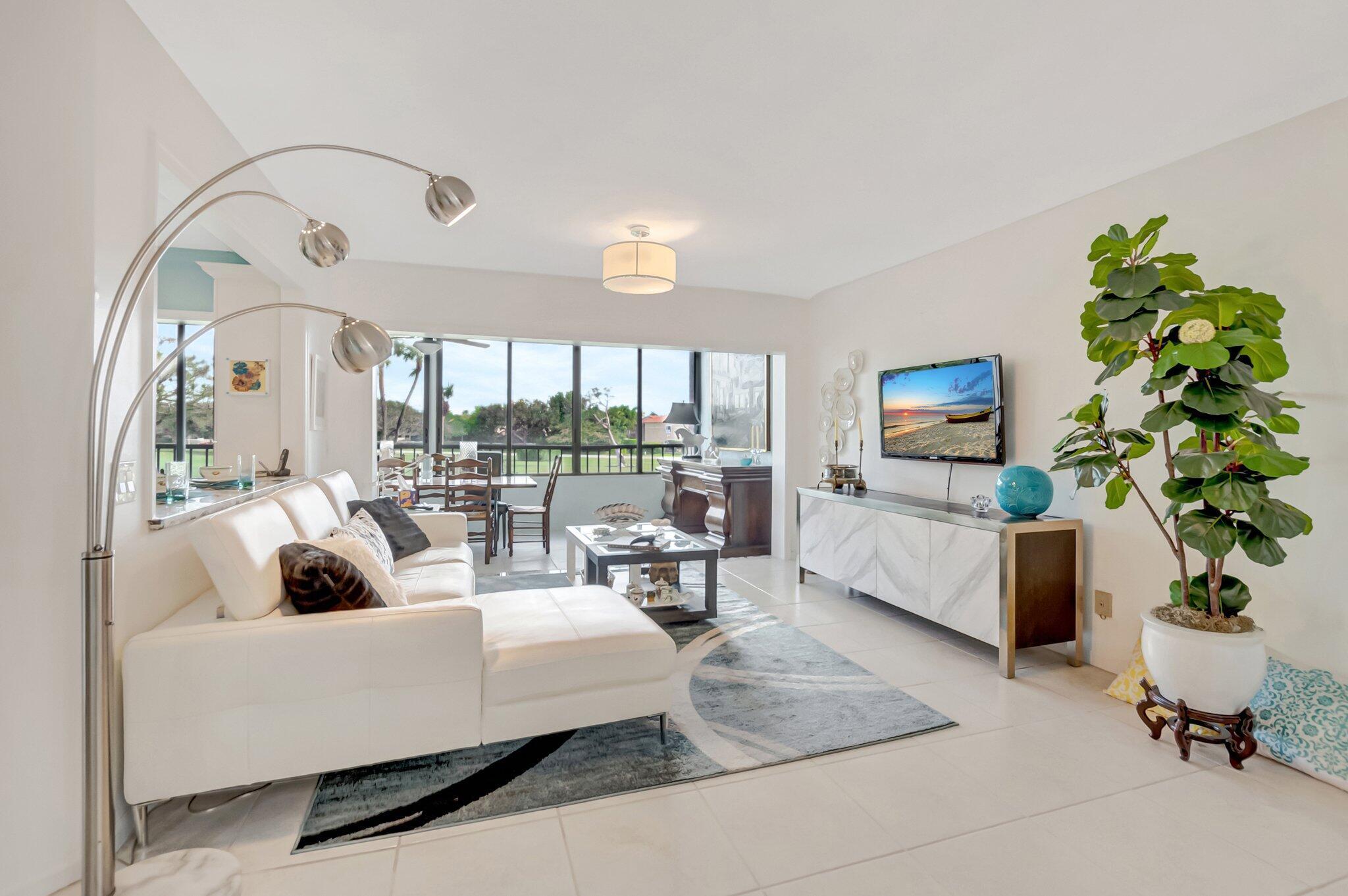 7507 La Paz Boulevard 202