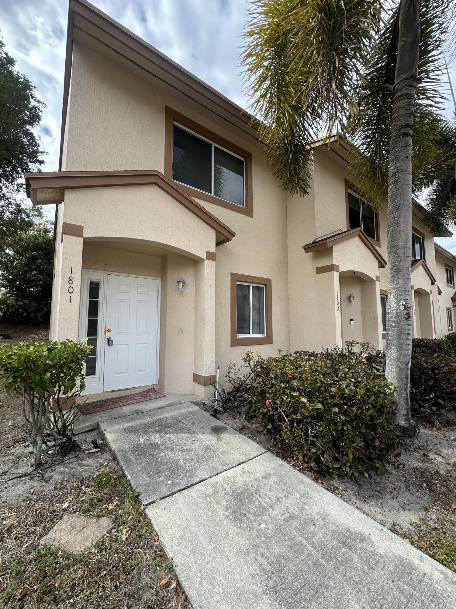 TRAILS 2 AT ROYAL PALM BEACH - Residential Lease