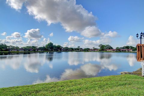 A home in Lake Worth