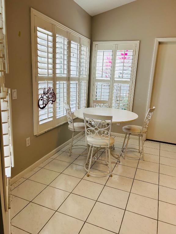 KINGS ISLE PHASE 1 - Residential