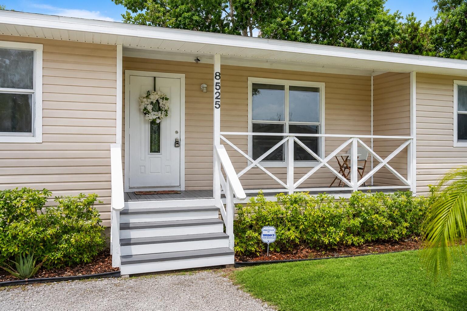 8525 101st Court