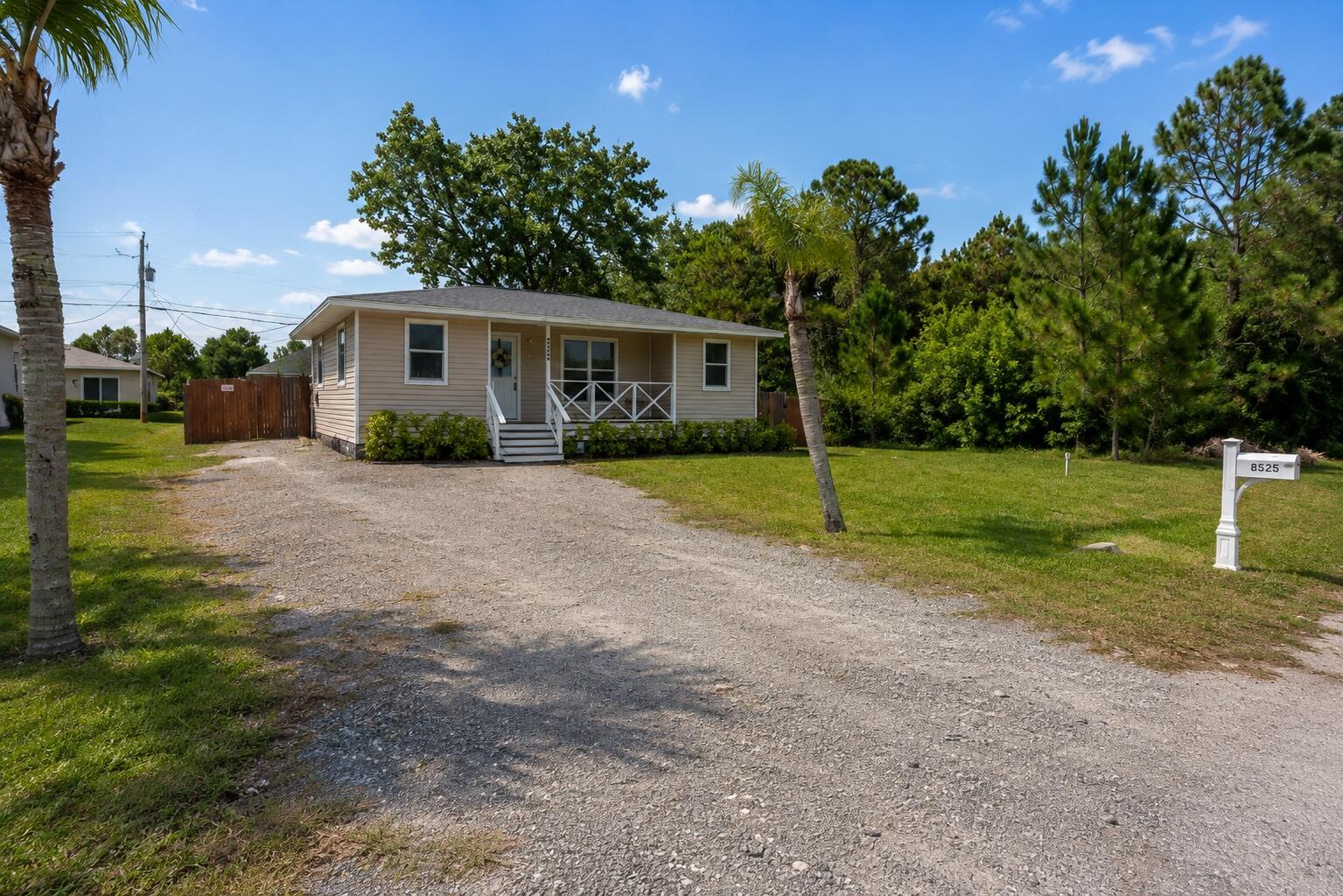 8525 101st Court