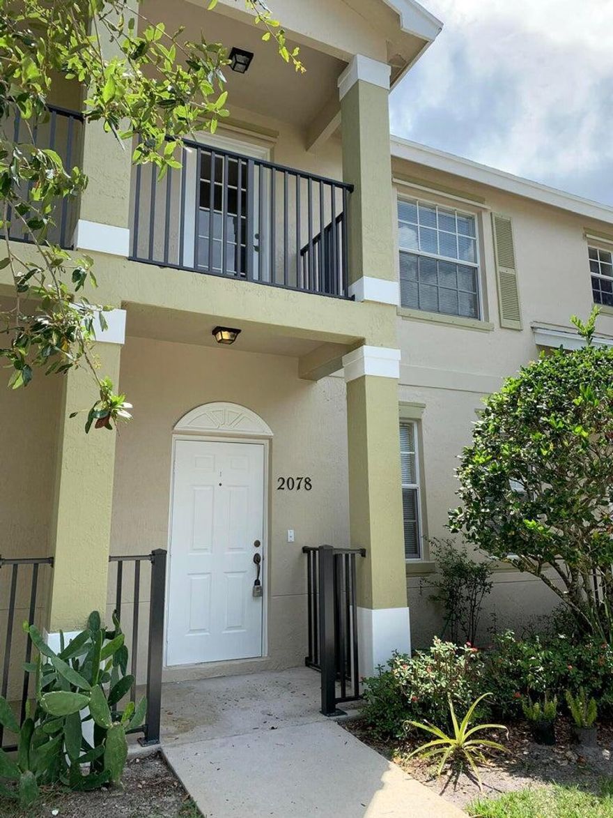 A beautiful 2 bedroom, 2.5 bath townhome located in the well sought community of East Lake Village. The townhouse includes two master suites on the second floor. The first floor has a large tiled living area, a half bathroom, spacious kitchen with lots of cabinet/storage, a pantry and a breakfast nook area. The Community has walking trails, a pool, a playground, close to beaches, shopping, Restaurants, mall , hospital and schools.