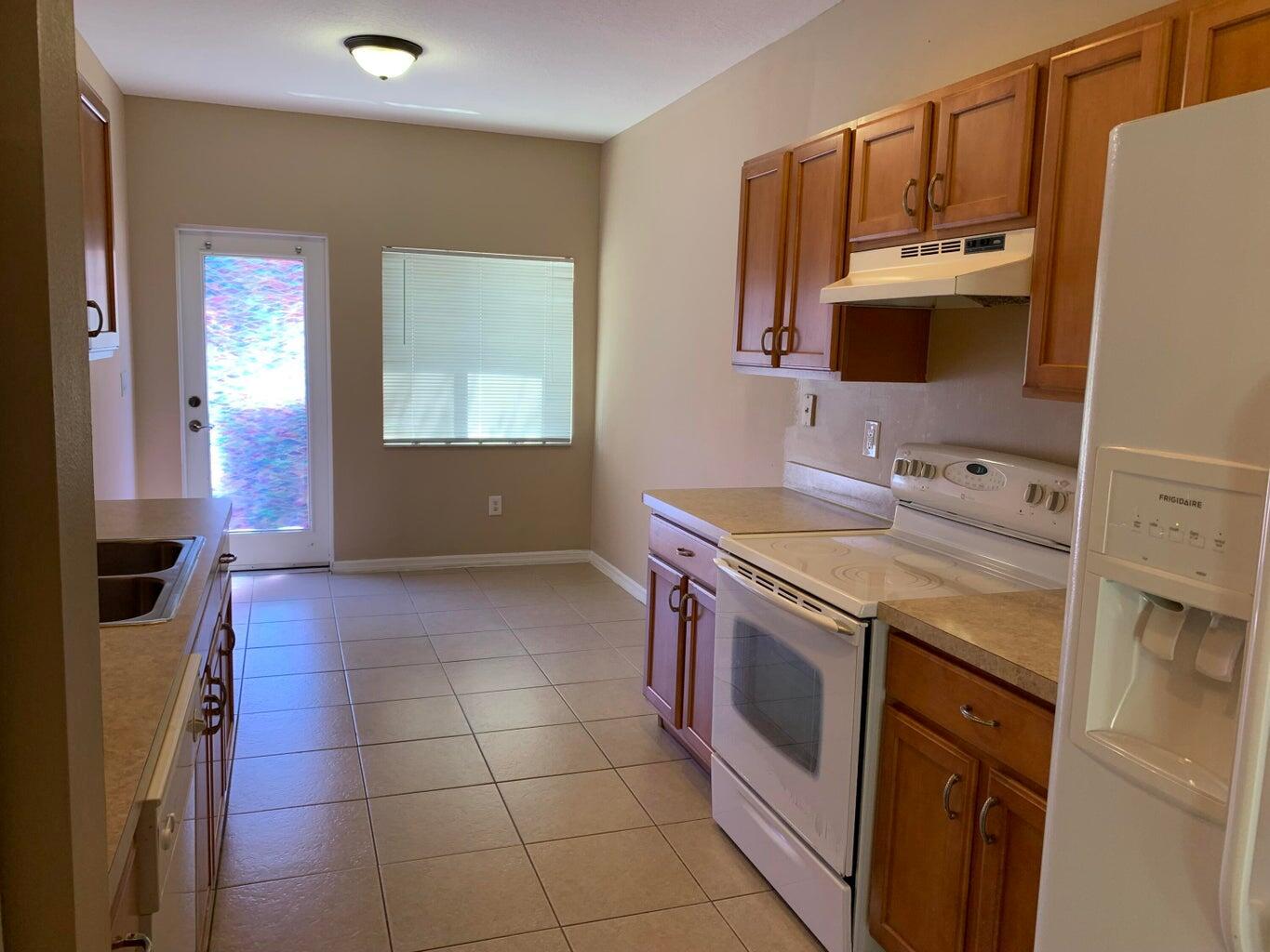 EAST LAKE VILLAGE NO 2 - Residential Lease