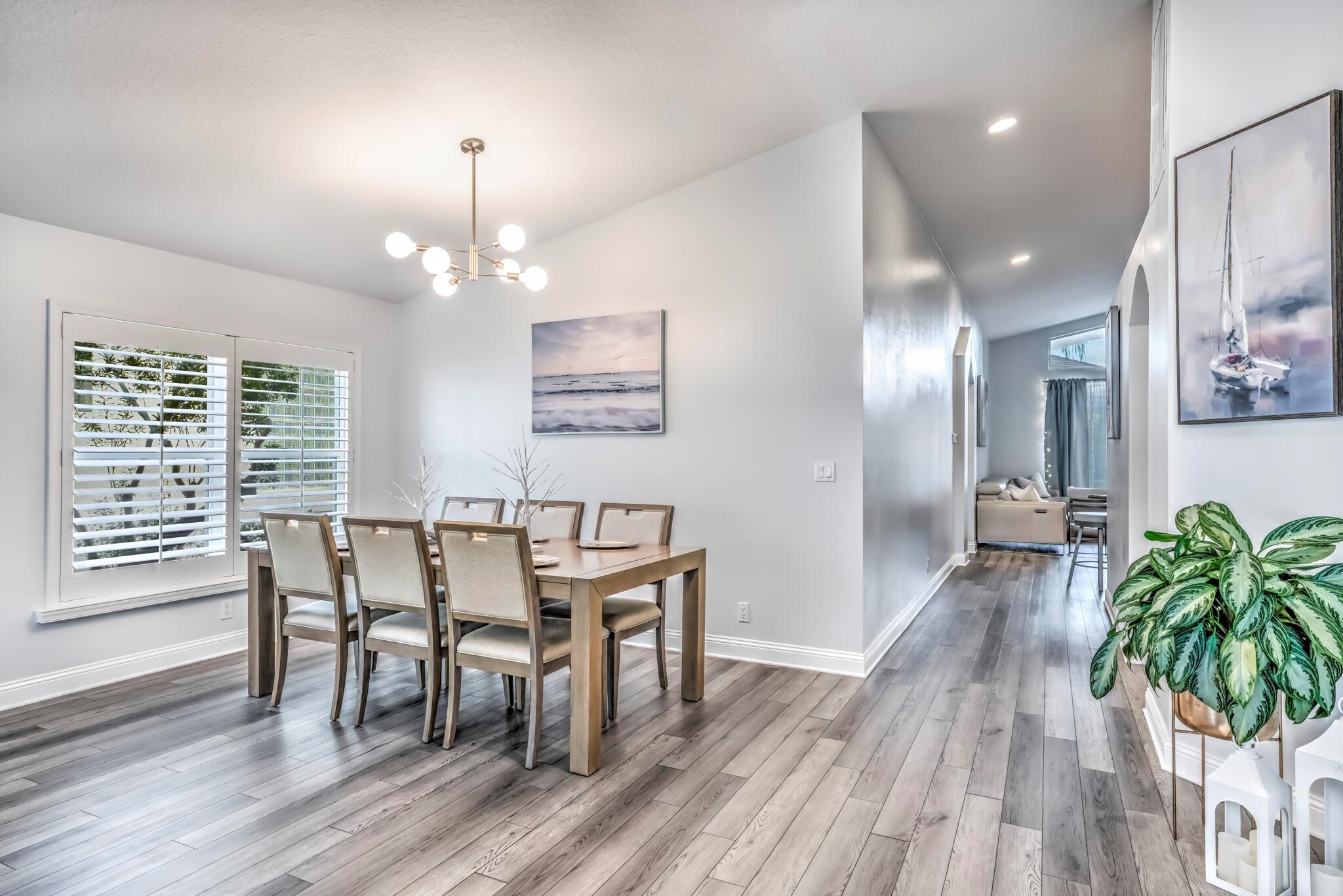 8708 San Andros