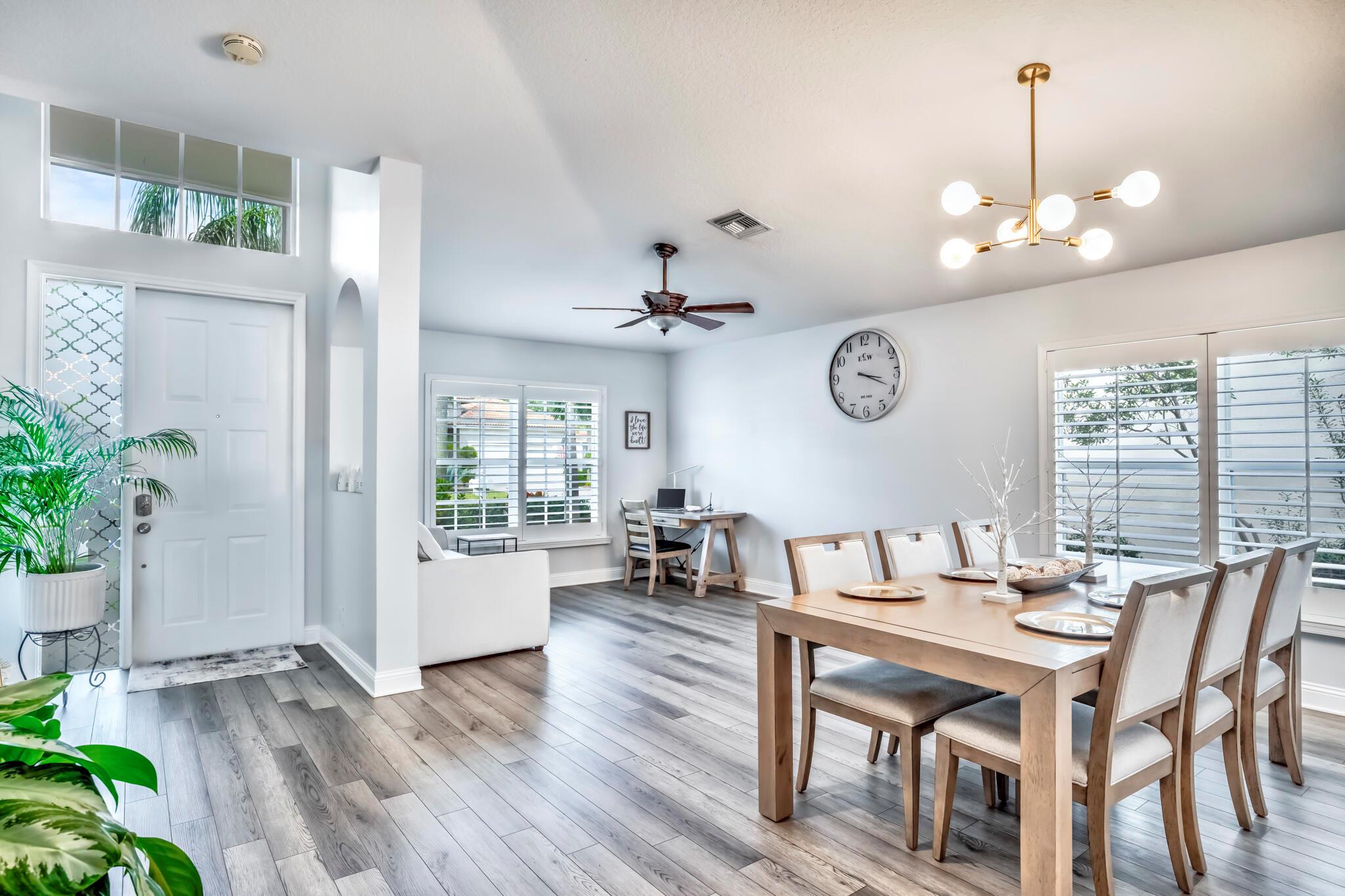 8708 San Andros