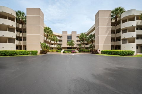 Tiny photo for 5701 Camino Del Sol #104, Boca Raton, FL 33433 (MLS # B26028495)