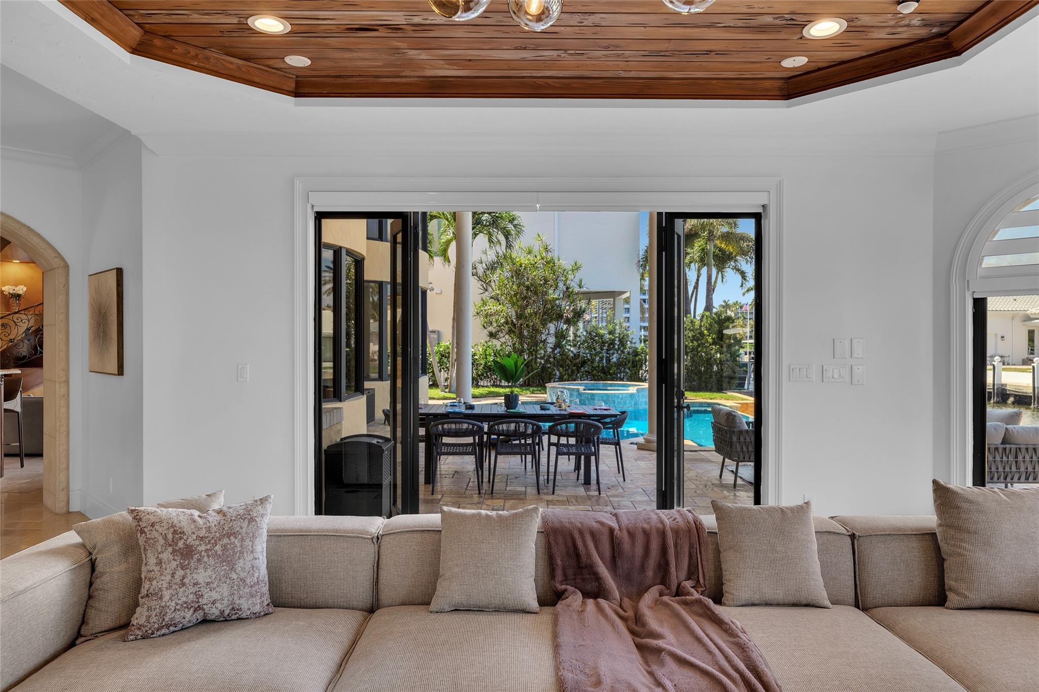 DELRAY BCH SHORES - Residential Lease