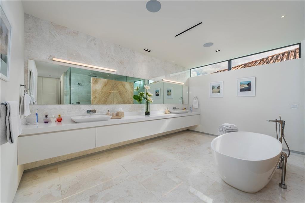 RIVIERA - Residential