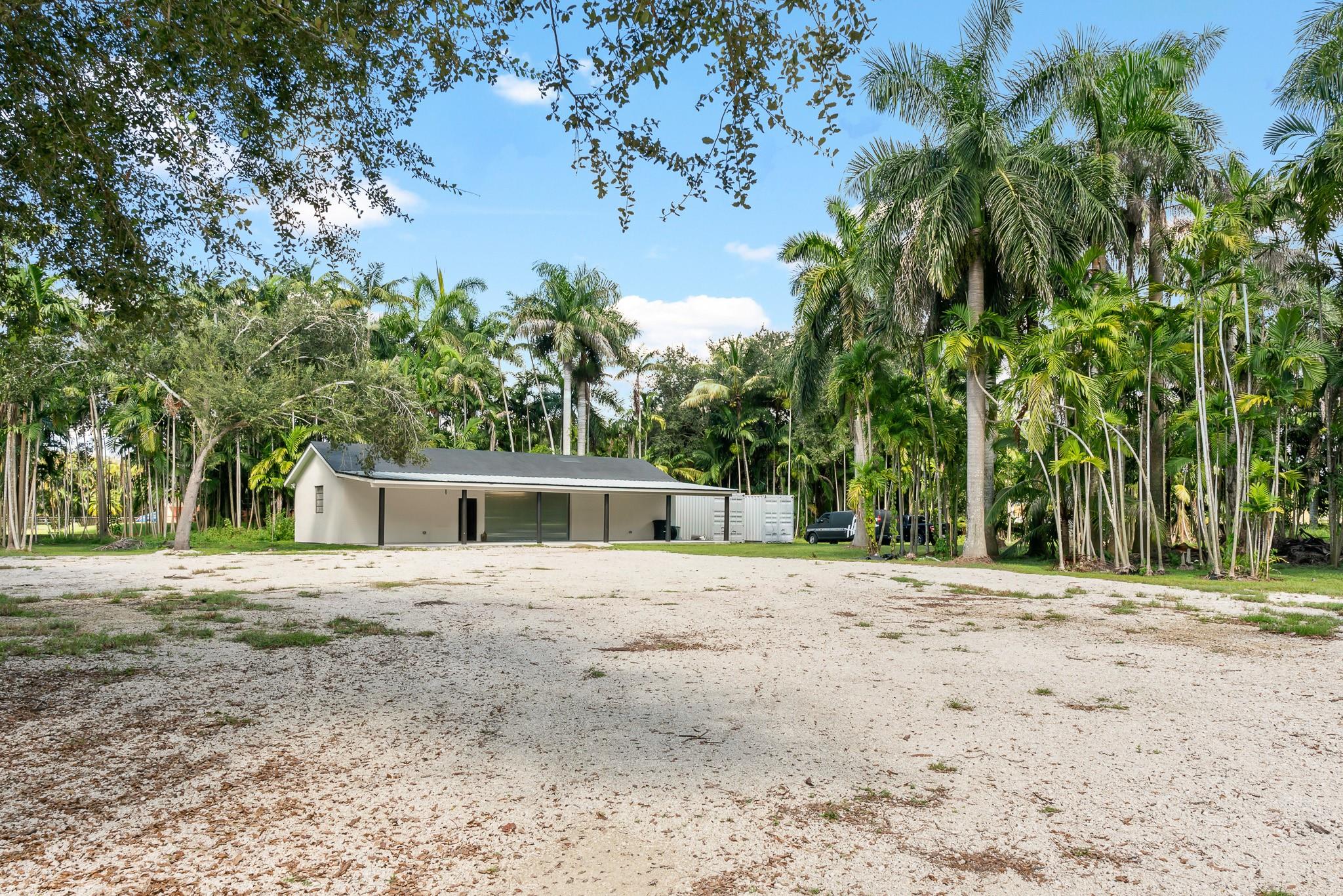 Everglades Sugar & Land C - Residential