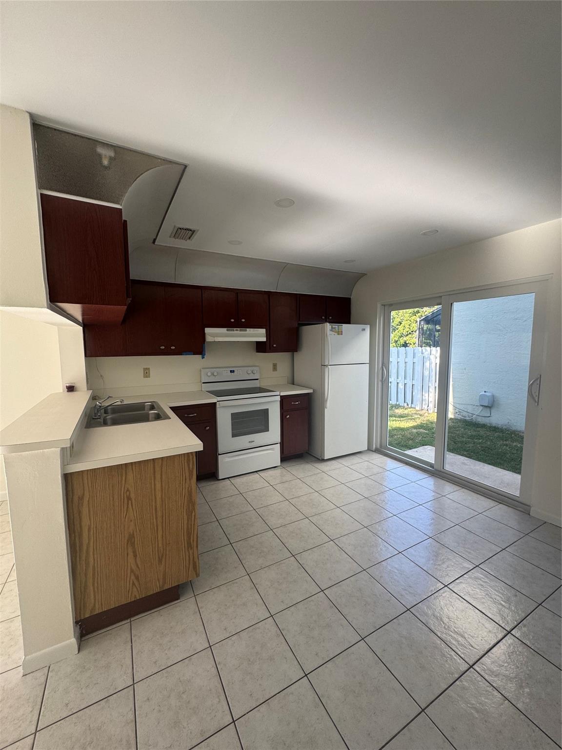 Jacaranda Parcel 216 - Residential Lease
