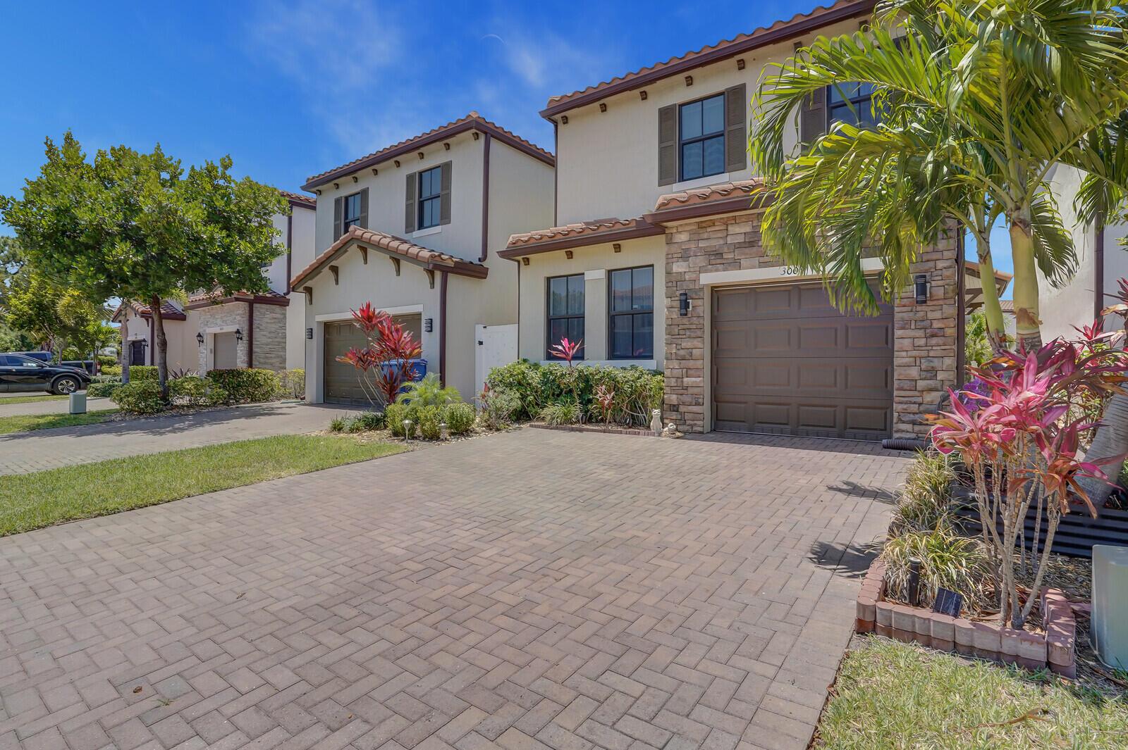 3009 Hop Tree Way