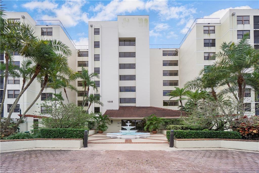 Lake Emerald - Residential