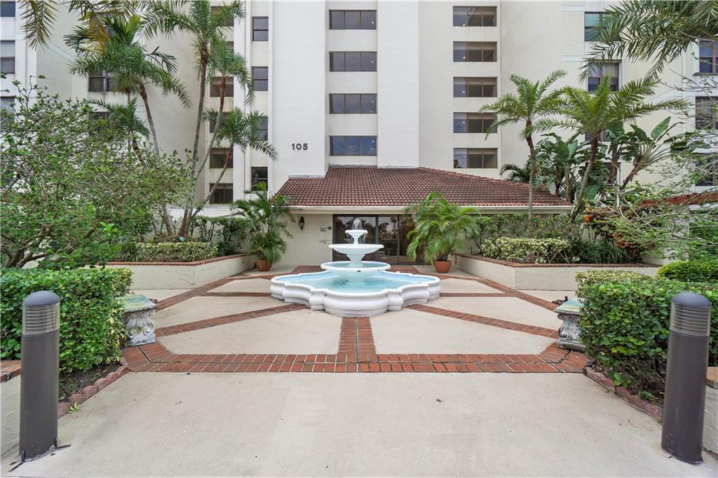 Lake Emerald - Residential