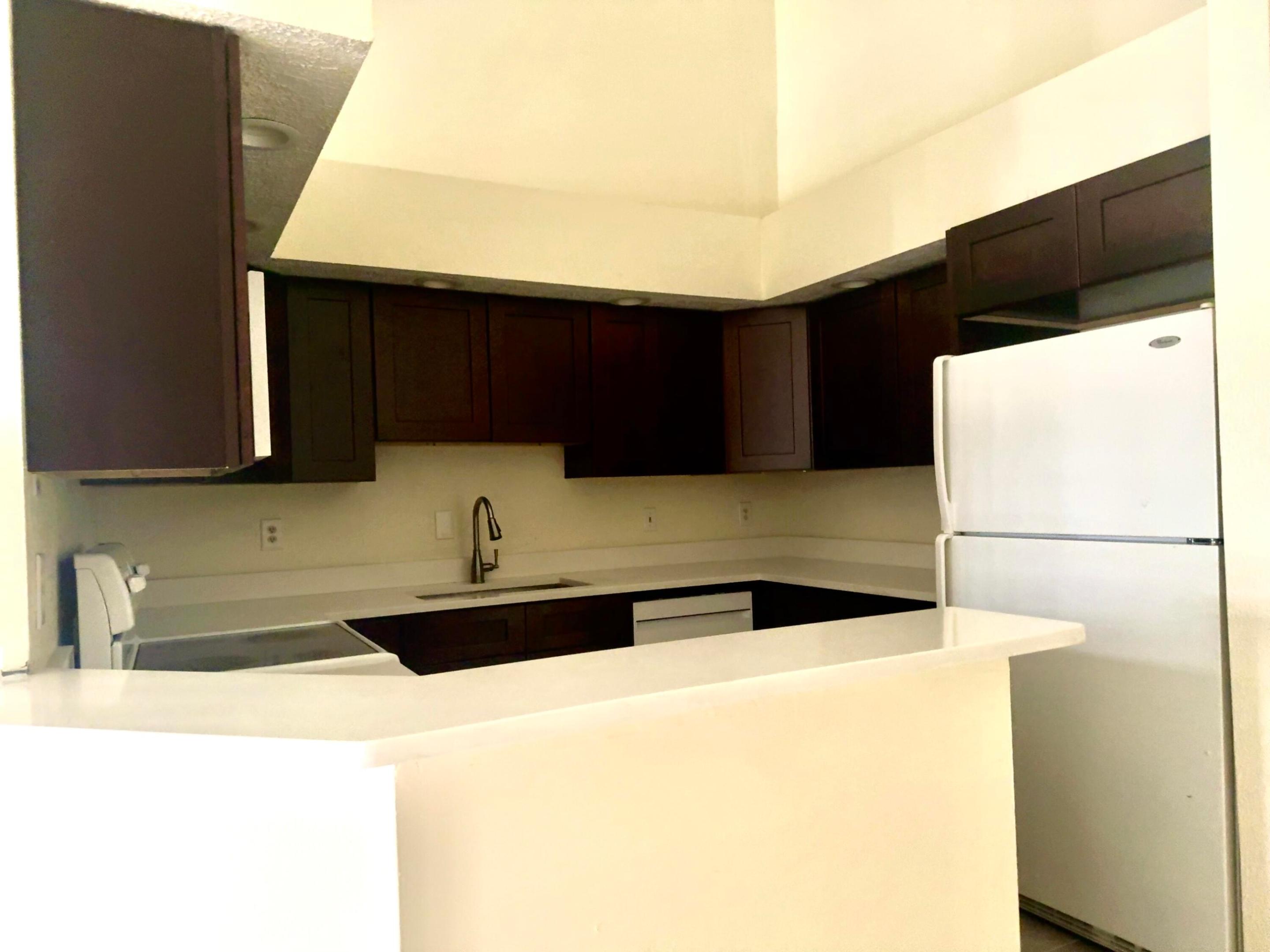 PINE HOLLOW CONDO - Residential Lease