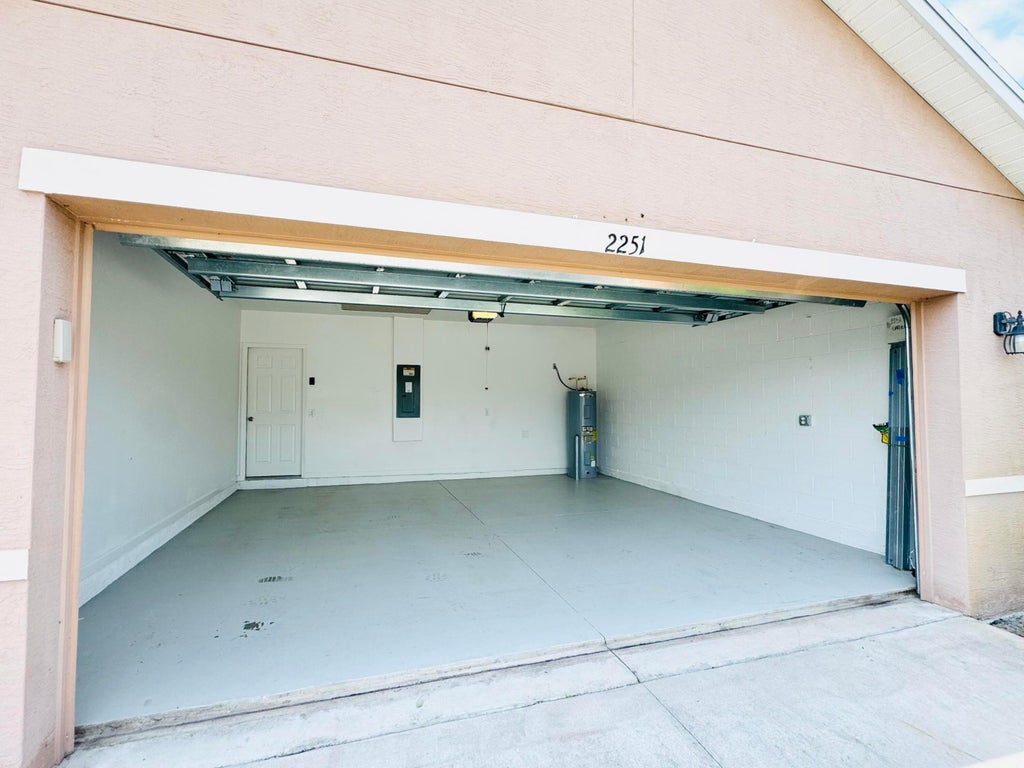 Photo of 2251 SW Garfield Drive SW, Vero Beach, FL 32968 (MLS # B26076744)