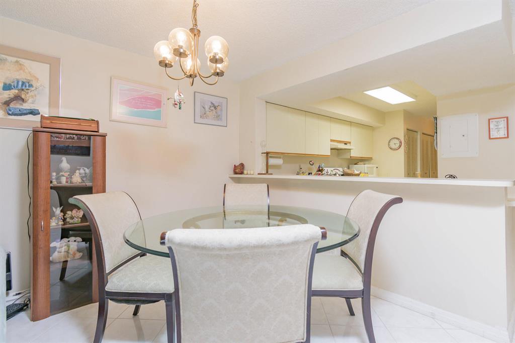 CORAL SPRINGS ESTATE TH IV CONDO - Residential