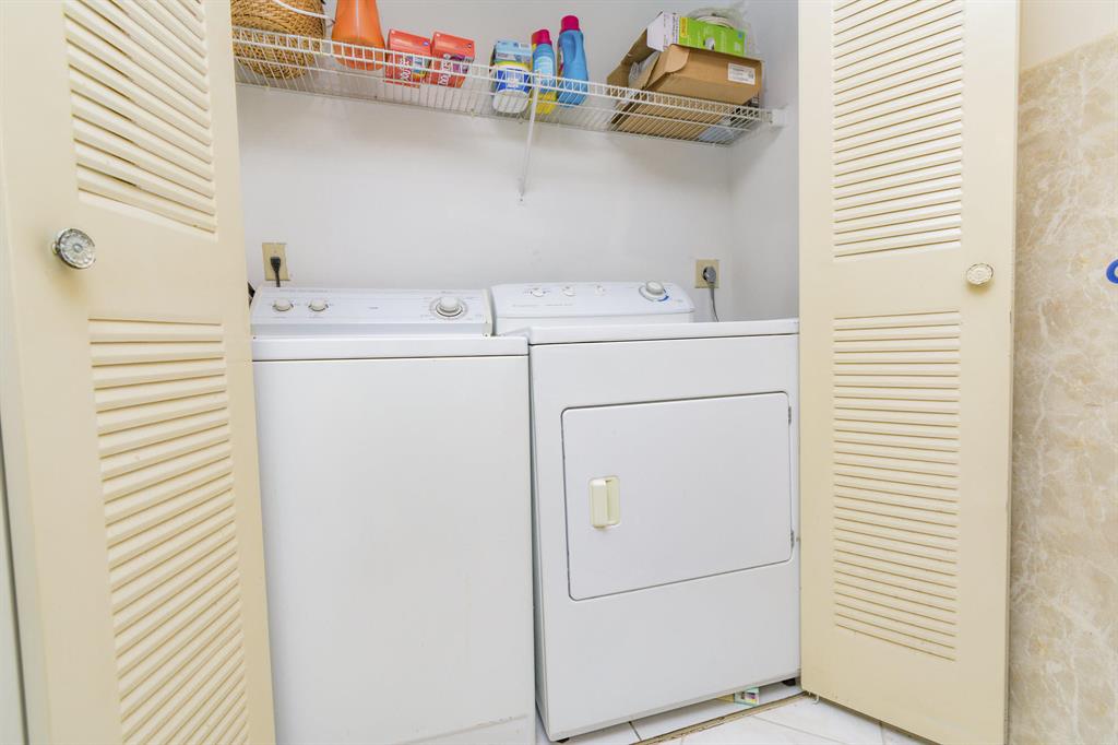 CORAL SPRINGS ESTATE TH IV CONDO - Residential