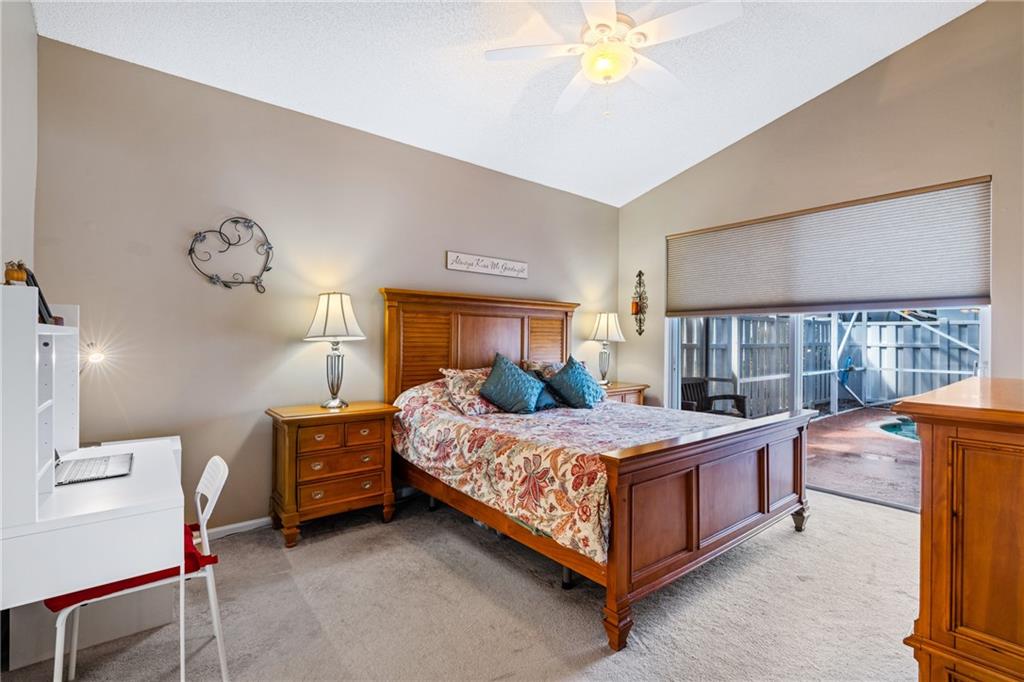 LAKE CHARLESTON - Residential