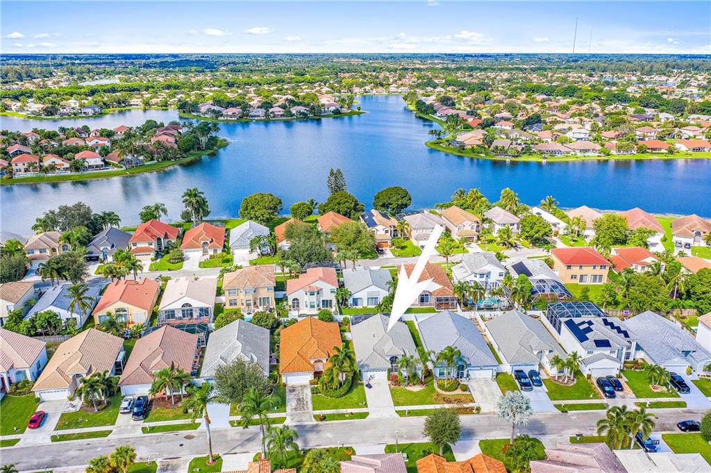 LAKE CHARLESTON - Residential