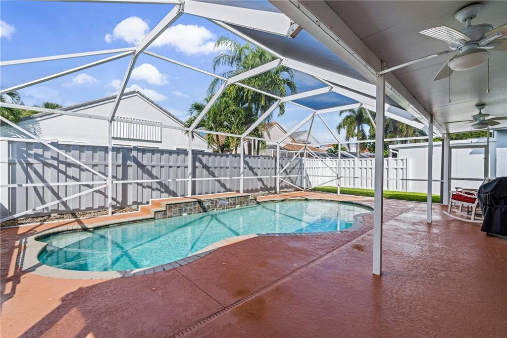 LAKE CHARLESTON - Residential