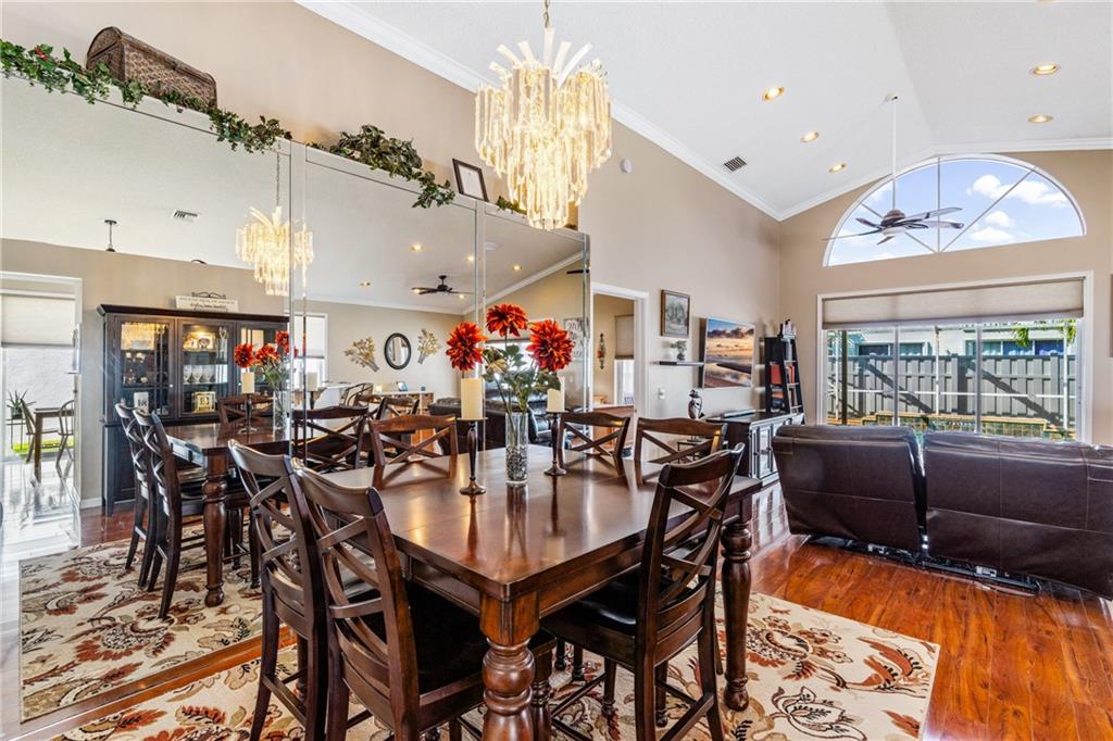 LAKE CHARLESTON - Residential