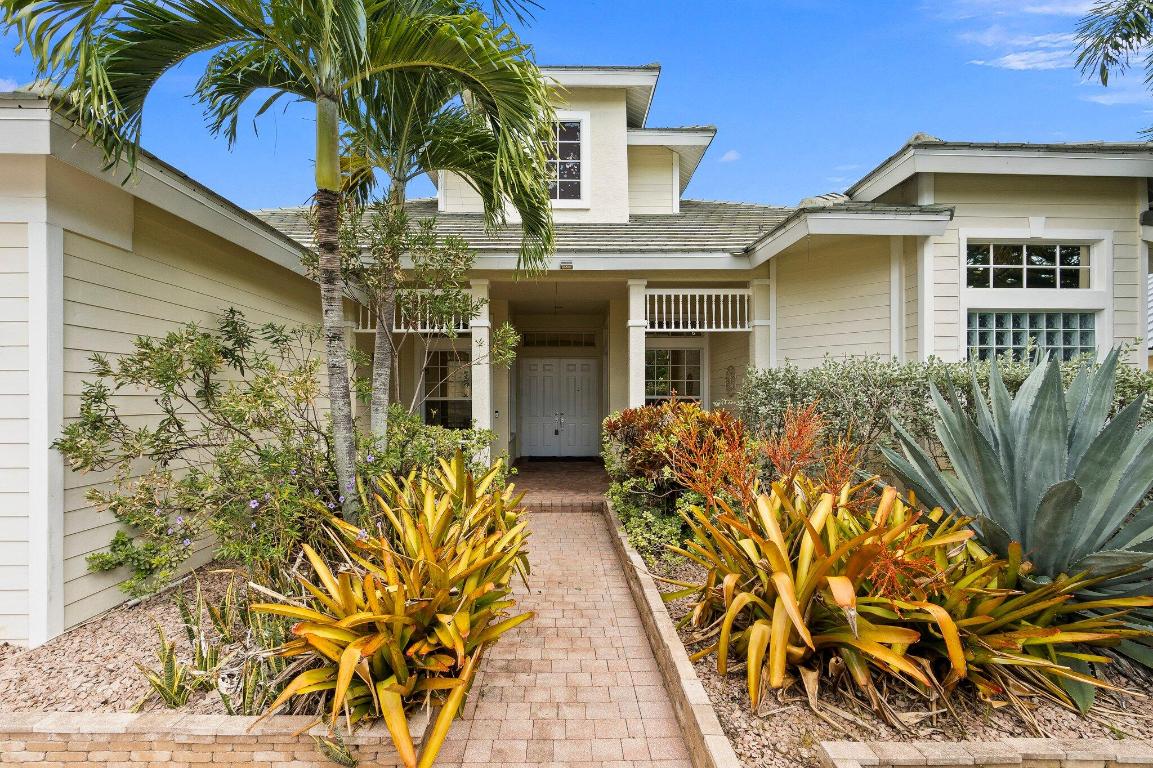 MAGNOLIA LAKES AT ST LUCIE WEST PHASE 1 - Residential