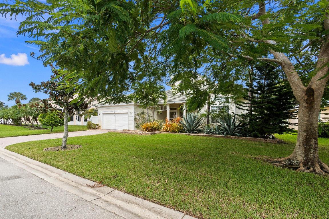 MAGNOLIA LAKES AT ST LUCIE WEST PHASE 1 - Residential