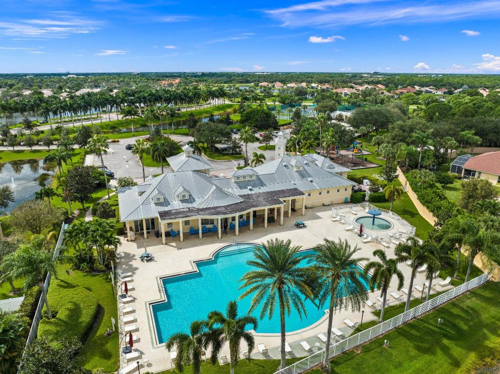 MAGNOLIA LAKES AT ST LUCIE WEST PHASE 1 - Residential