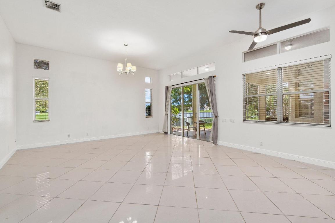 MAGNOLIA LAKES AT ST LUCIE WEST PHASE 1 - Residential