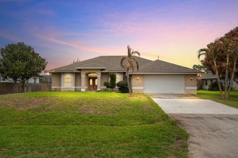 2583 SW Kenilworth Street Port St Lucie FL 34953