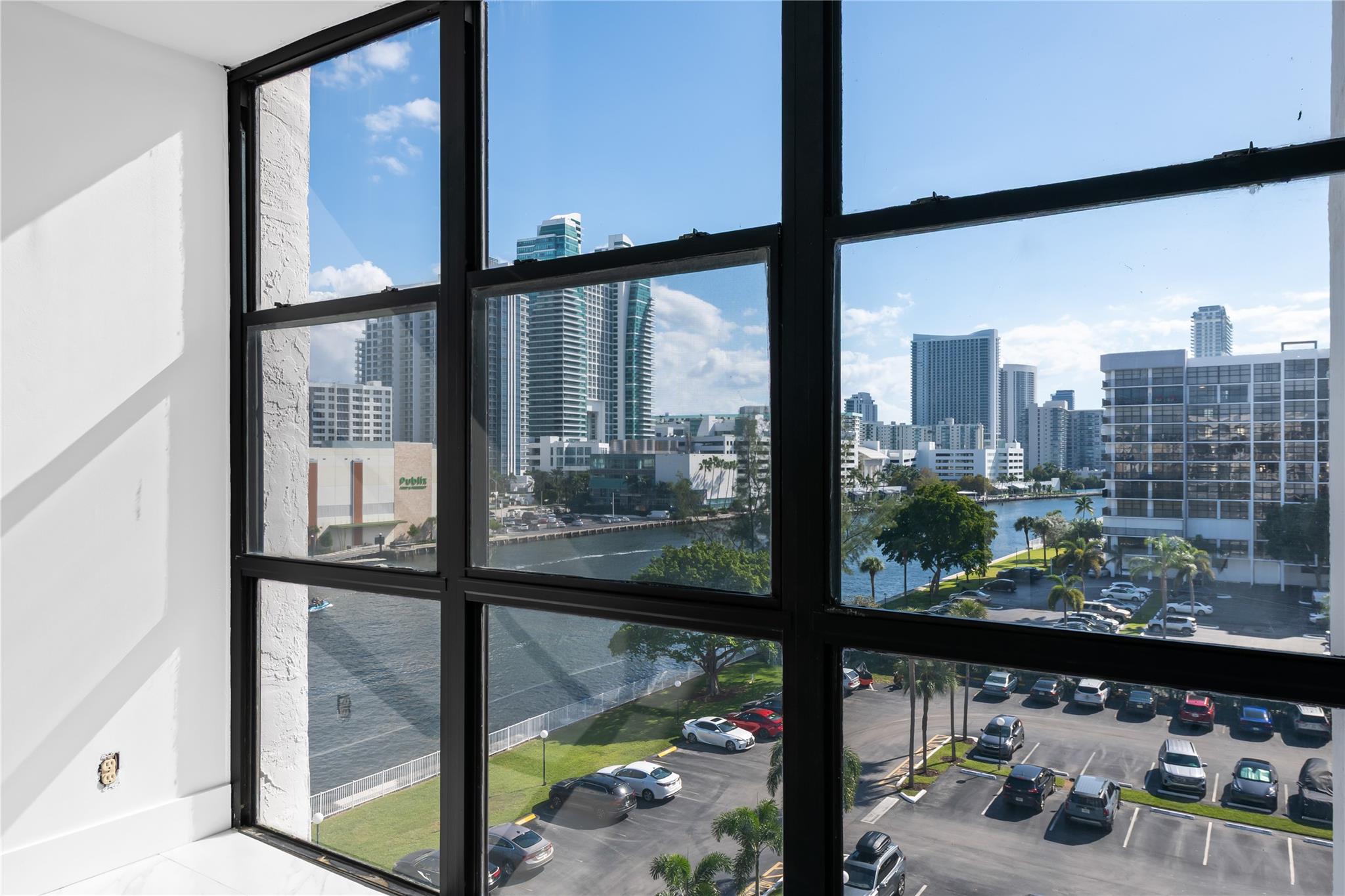 Oceanview Park Condo - Residential Lease