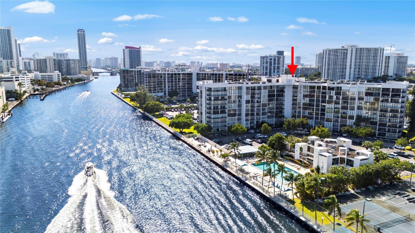 Oceanview Park Condo - Residential Lease