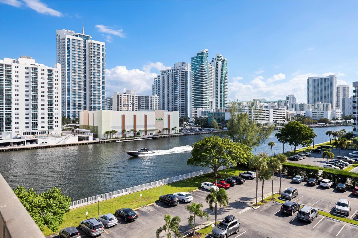 Oceanview Park Condo - Residential Lease