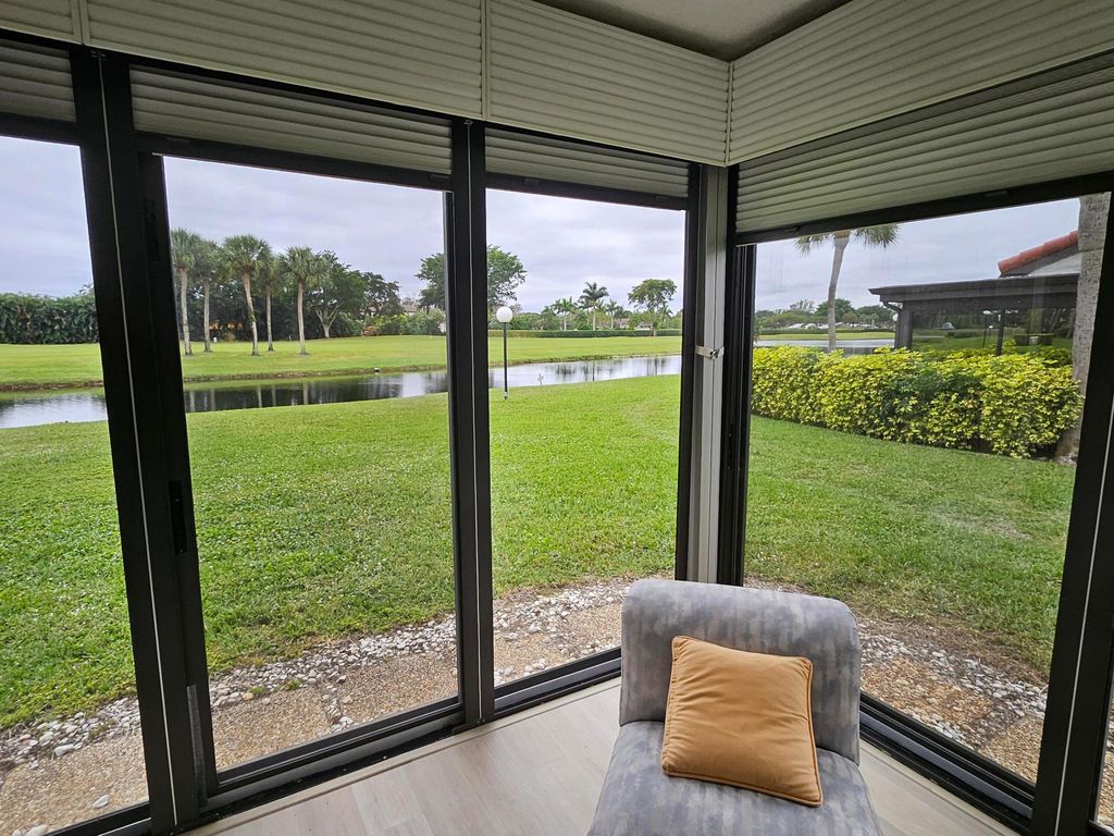 Photo of 21529 Cypress Hammock 35i Drive #35 I, Boca Raton, FL 33428 (MLS # R11052253)