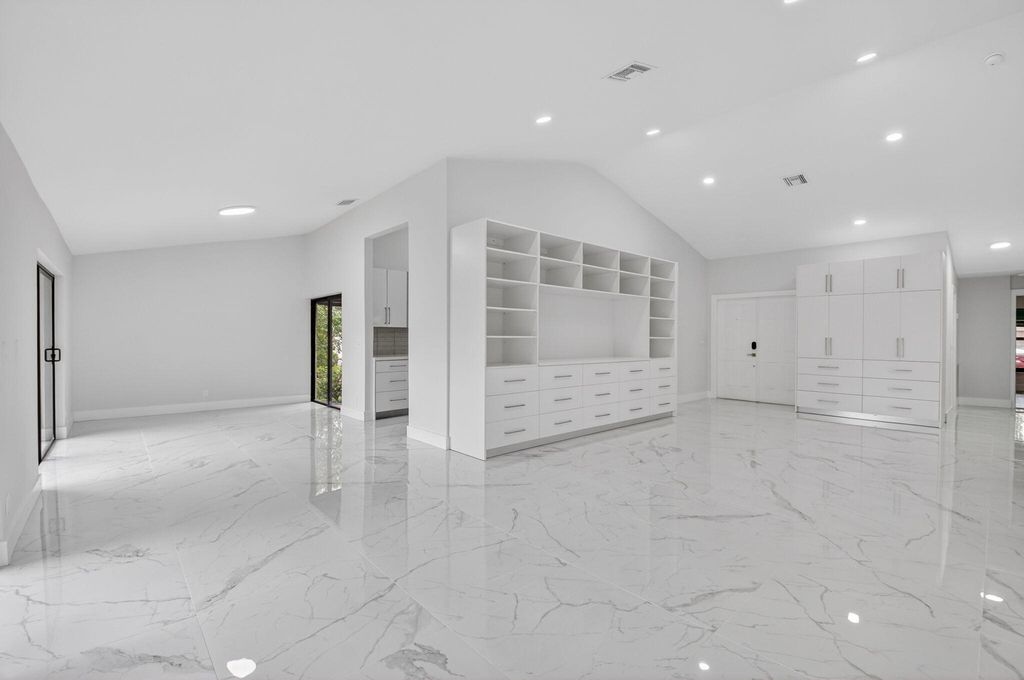 Photo of 6545 Las Flores Drive, Boca Raton, FL 33433 (MLS # B26022693)